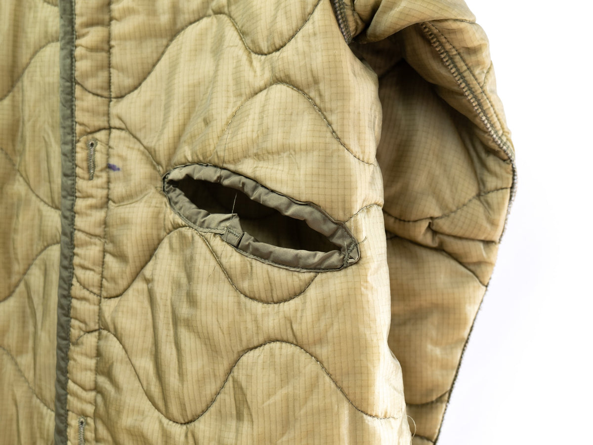 Olive Quilted Liner Jacket — 041 — garment photograph 4