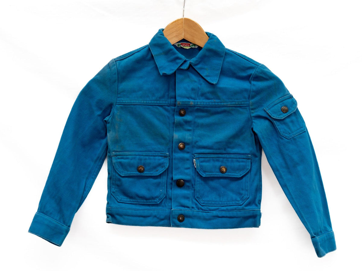 Blue Cropped Button Jacket — garment photograph 1