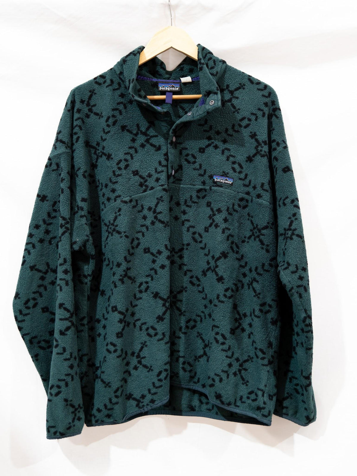 Teal Abstract Pattern Fleece — garment photograph 1