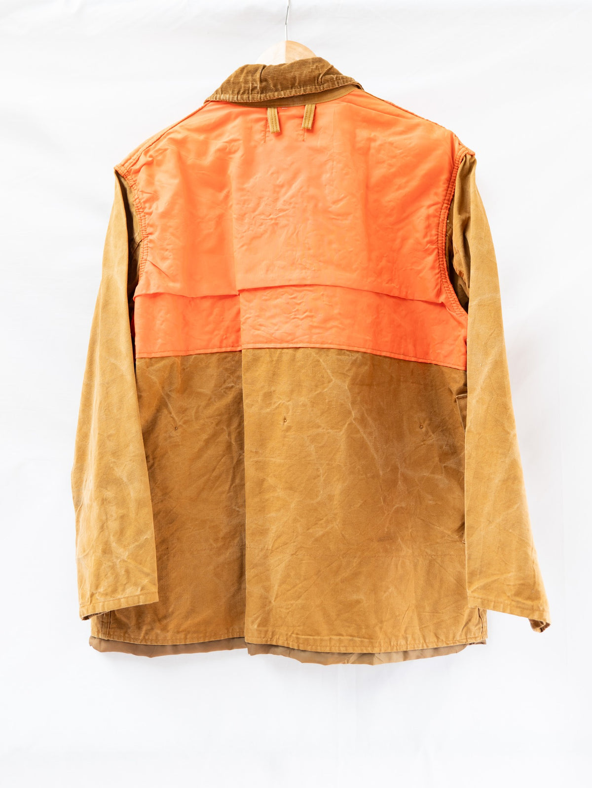 Tan & Orange Hunting Jacket — 060 — garment photograph 2