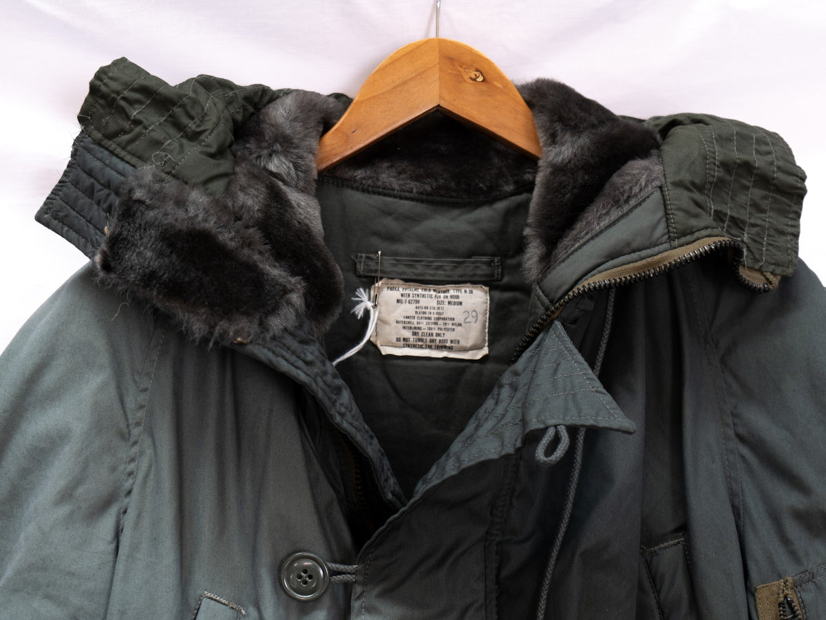 Dark Green Hooded Parka — 135 — garment photograph 2