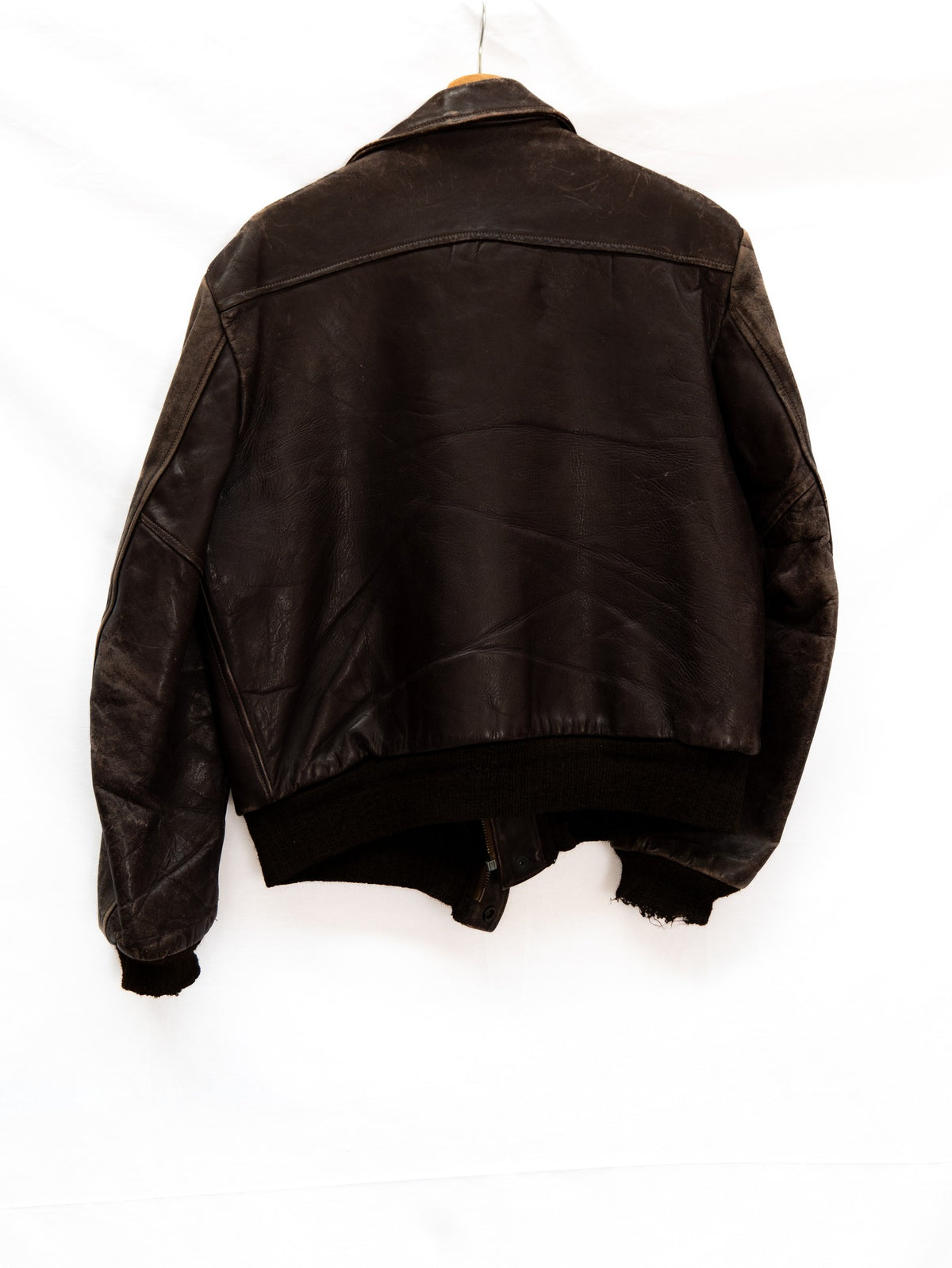 Brown Flight-Style Jacket with Wide Collar — garment photograph 3
