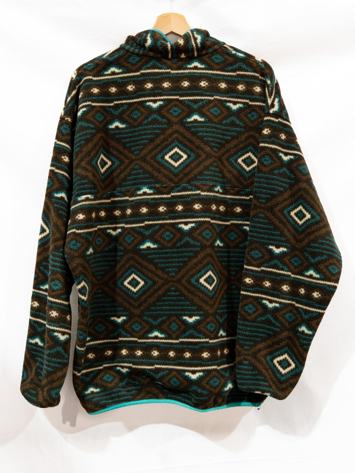 Geometric Pattern Fleece with Turquoise Trim — garment photograph 3