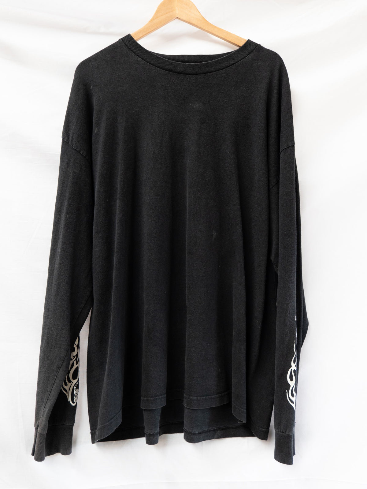 Support Mongols M.C. Long Sleeve T-Shirt — garment photograph 1